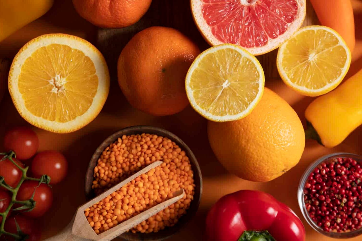 Frutas cheias de vitamina C cortadas