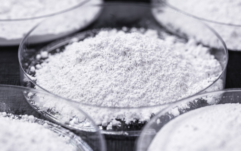 Proteína de levedura em pó como fonte obtida por fermentação para uso em blends proteicos